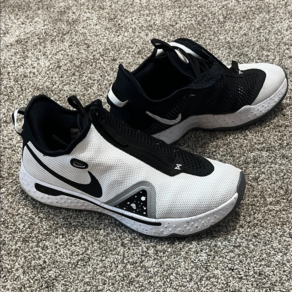 Nike PG 4 “Oreo”